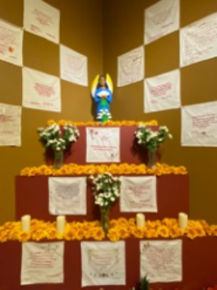 Colectivo Fuentes Rojas – Embroidering for Peace and Remembrance – One Victim, One Handkerchief, 2011-Present, 43 Embroidered handkerchiefs, Mexico City